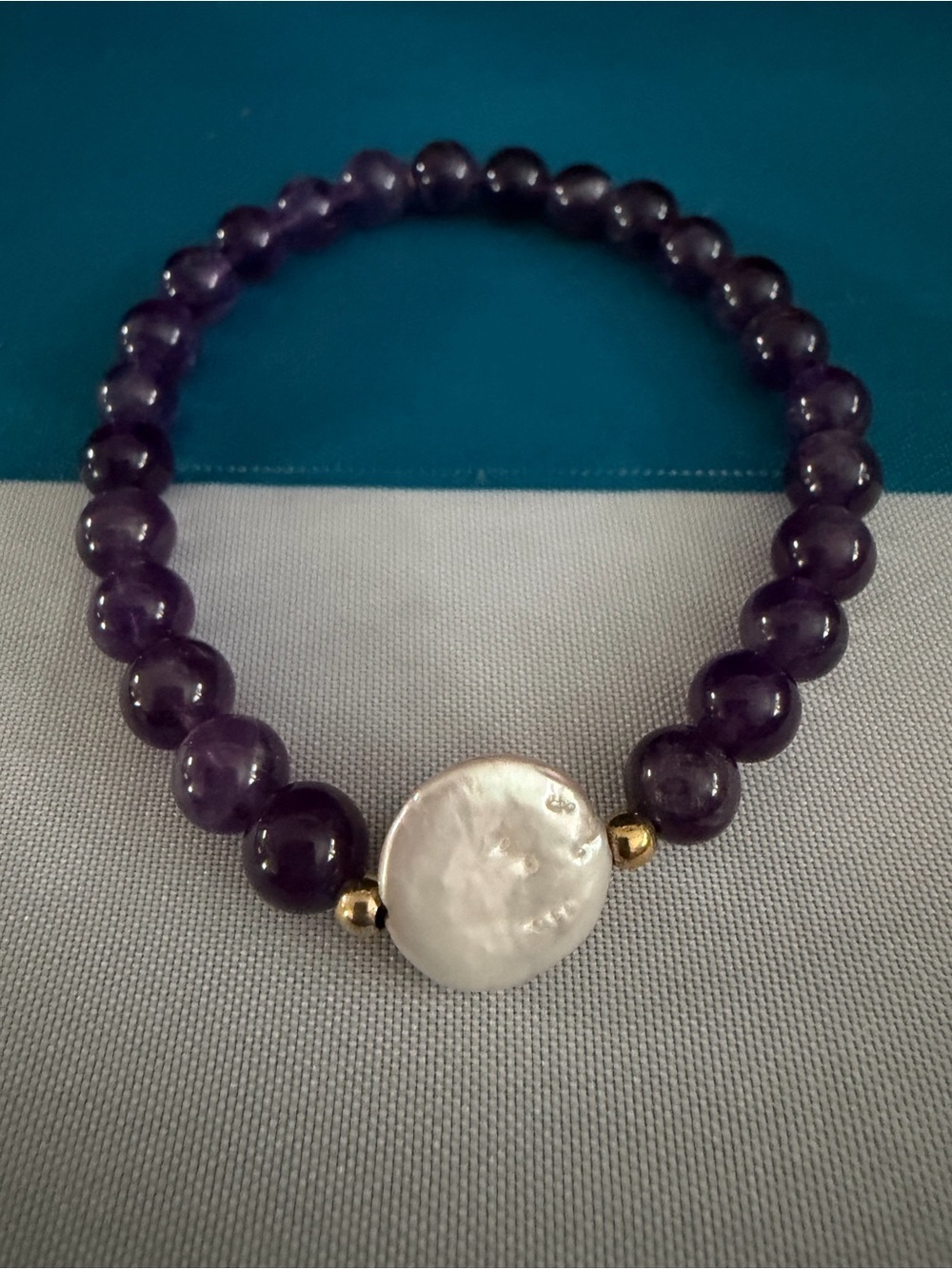 Amethyst Bead Bracelet with Coin Pearl Accent - Purple